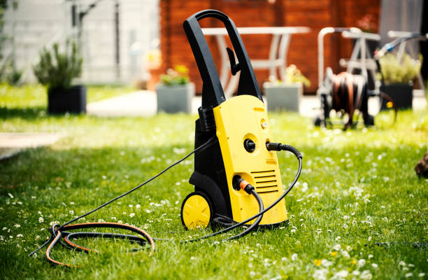 Best Animal Enclosure Cleaning  in Laware City, DE